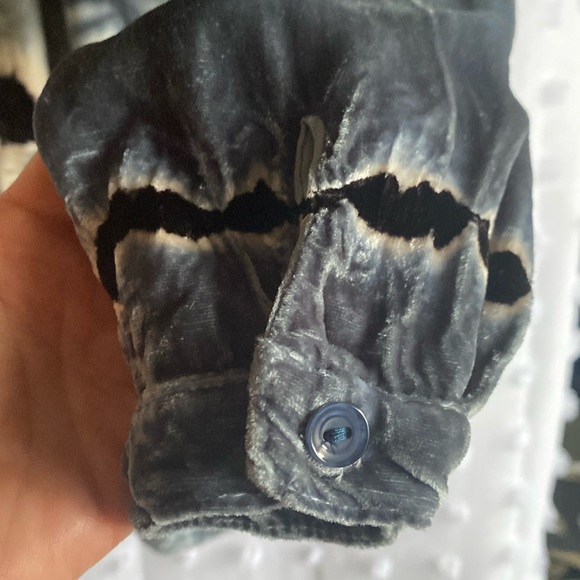 Young Fabulous & Broke velour button down blouse. - Picture 3 of 7